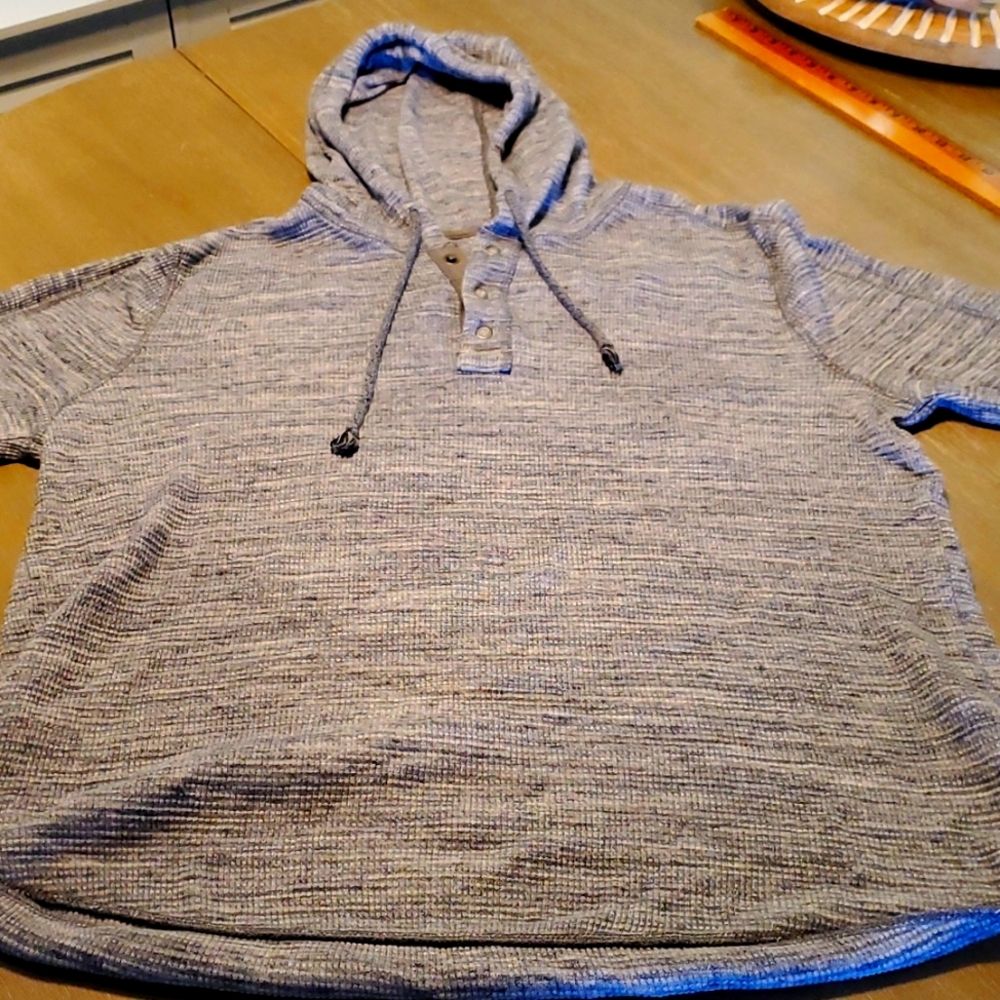 The Lucky Brand Jeans Thermal Hoodie, with 3 snaps, bluish gray color.